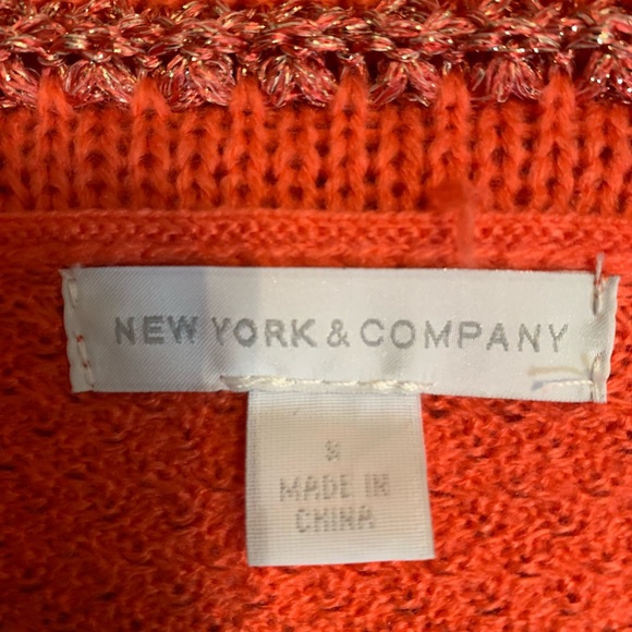 Women’s Wear - Picture 4 of 4